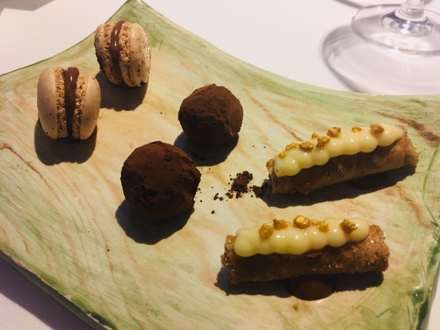 Macaron, trufa y casadiella