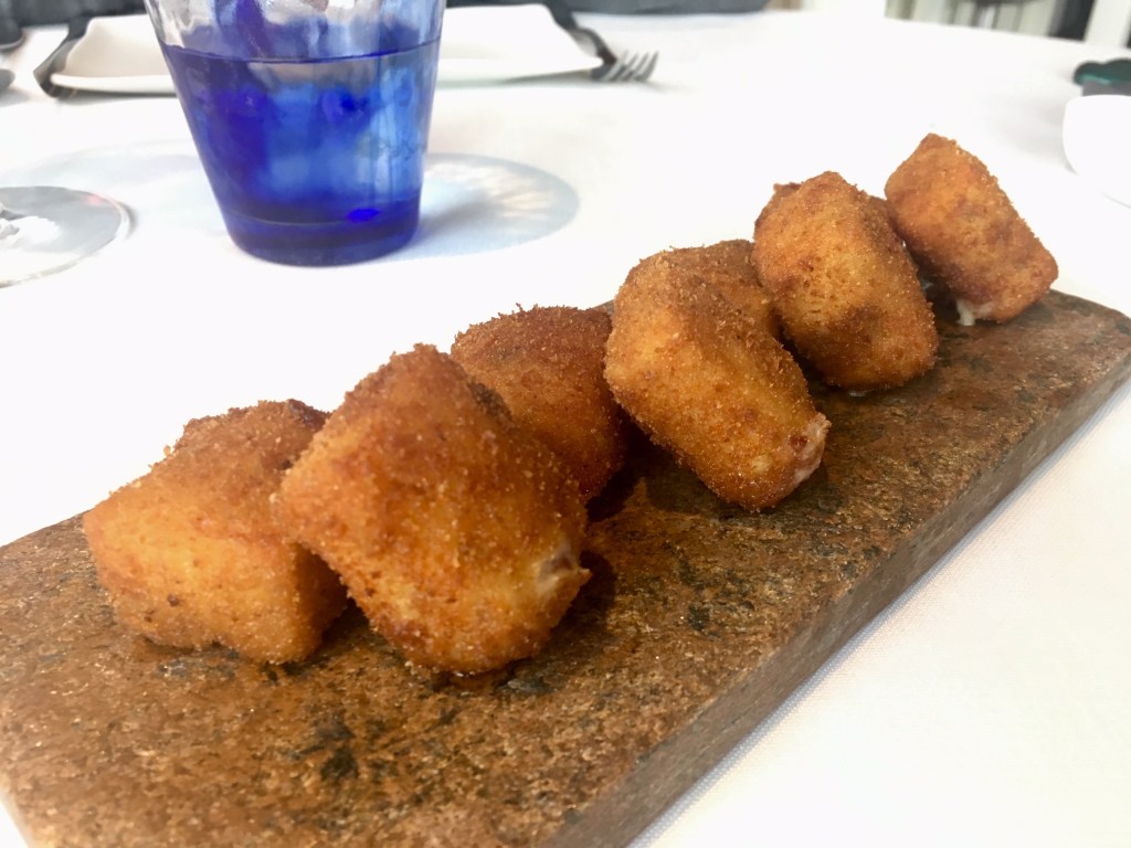 Croquetas de jamón ibérico
