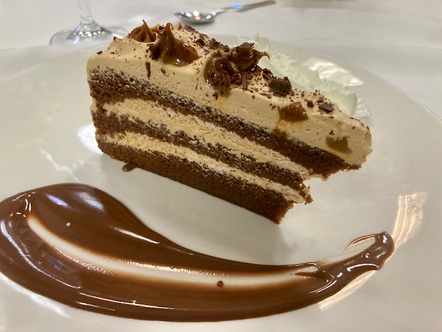 Tarta de chocolate y dulce de leche
