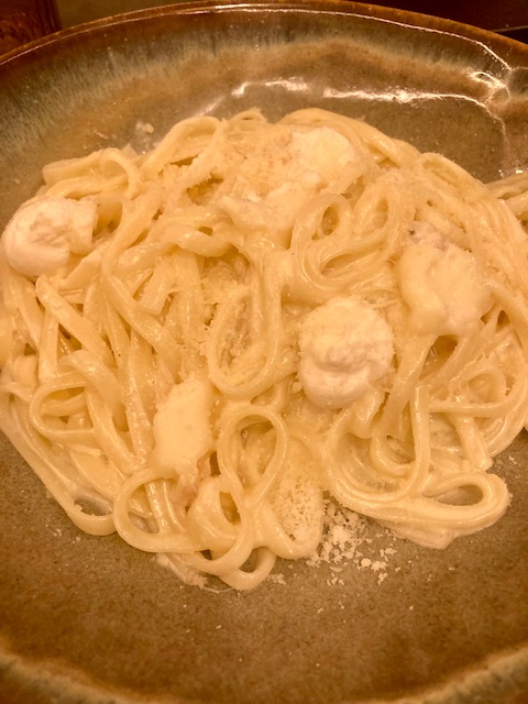 Linguini cuatro quesos